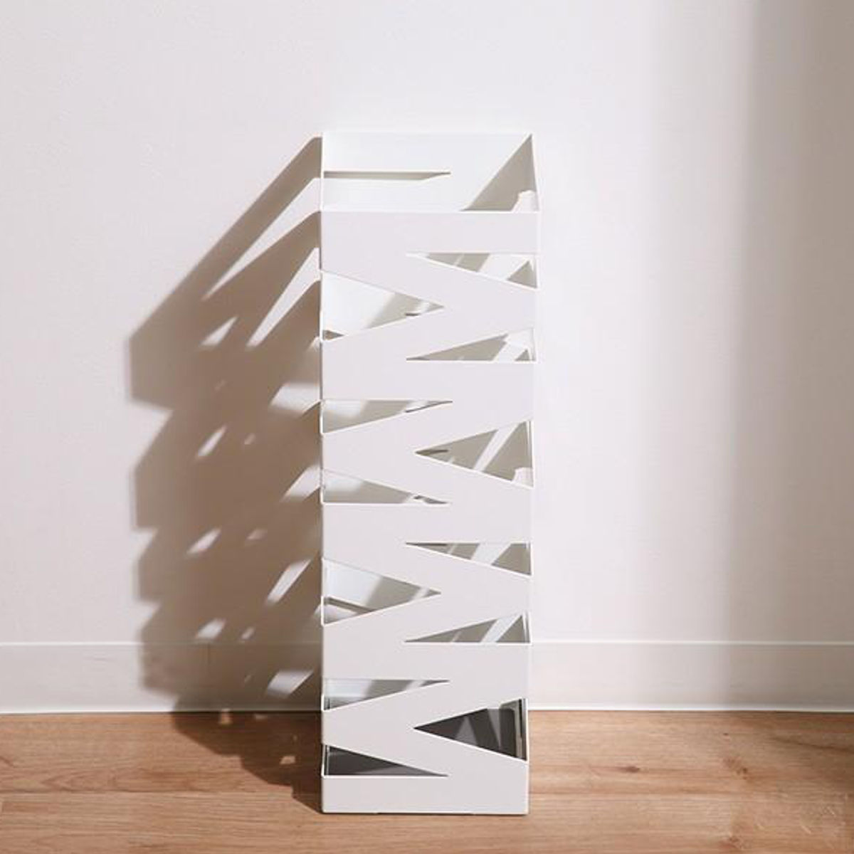 山崎実業 かさたて ロック ホワイト ( 4903208062053 かさたてロック 620 約8本 収納 スリム 傘 かさ立て かさ アンブレラスタンド 傘立 傘入れ 玄関 完成品 シンプル おしゃれ アンブレラホルダー カサ レインラック )