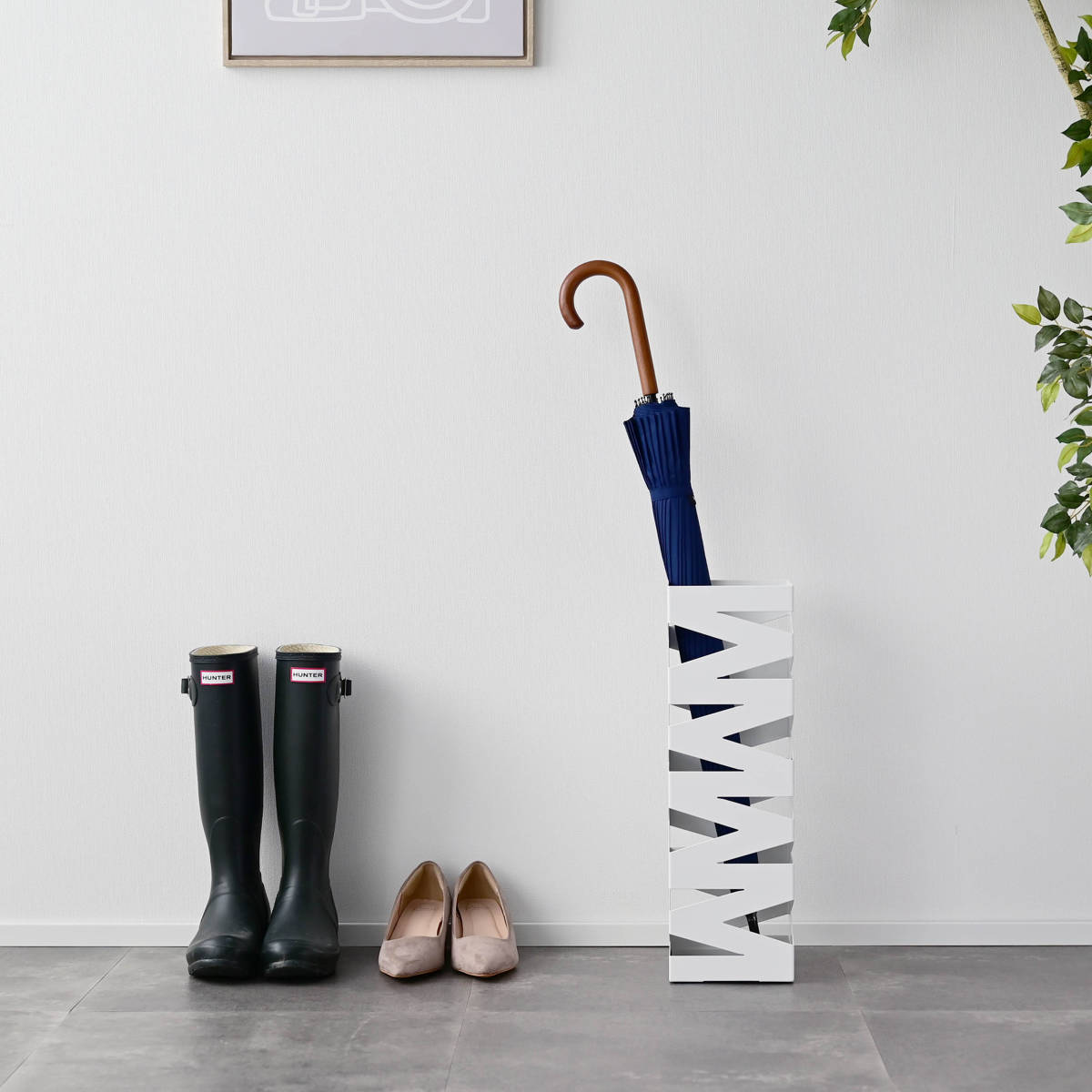 山崎実業 かさたて ロック ホワイト ( 4903208062053 かさたてロック 620 約8本 収納 スリム 傘 かさ立て かさ アンブレラスタンド 傘立 傘入れ 玄関 完成品 シンプル おしゃれ アンブレラホルダー カサ レインラック )