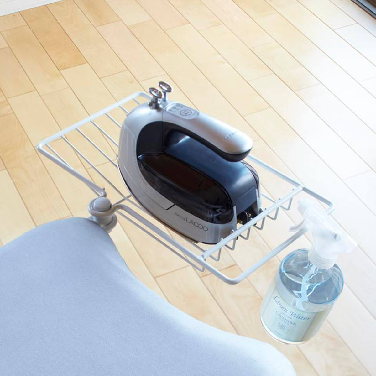 山崎実業 スタンド式解決プレス アルミ脚 ( 4903208076111 アイロン台 15段階調節 アイロン掛け 高さ調整 アルミ アイロン 台 作業台 スタンド式 アイロン置き 15段階 軽量 )