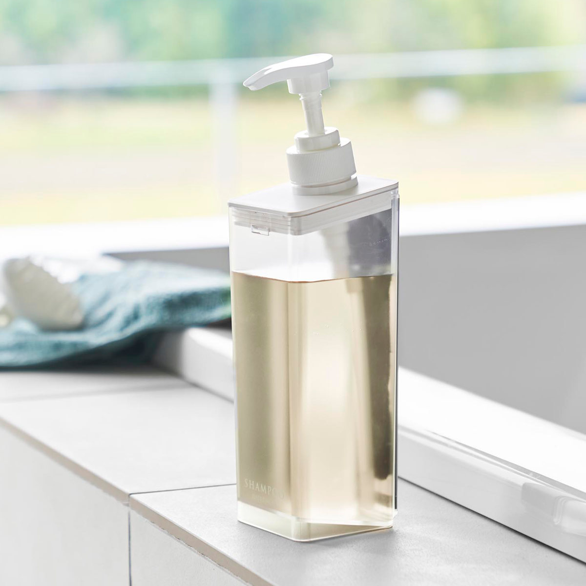 山崎実業 mist たっぷり洗剤が出るマグネットディスペンサー ミスト シャンプー コンディショナー ボディソープ ( 4903208015448 ミストシリーズ シャンプーディスペンサー シャンプーボトル たっぷり出る 洗剤 浮かせる収納 ) 【ボディーソープ】 ボディーソープ