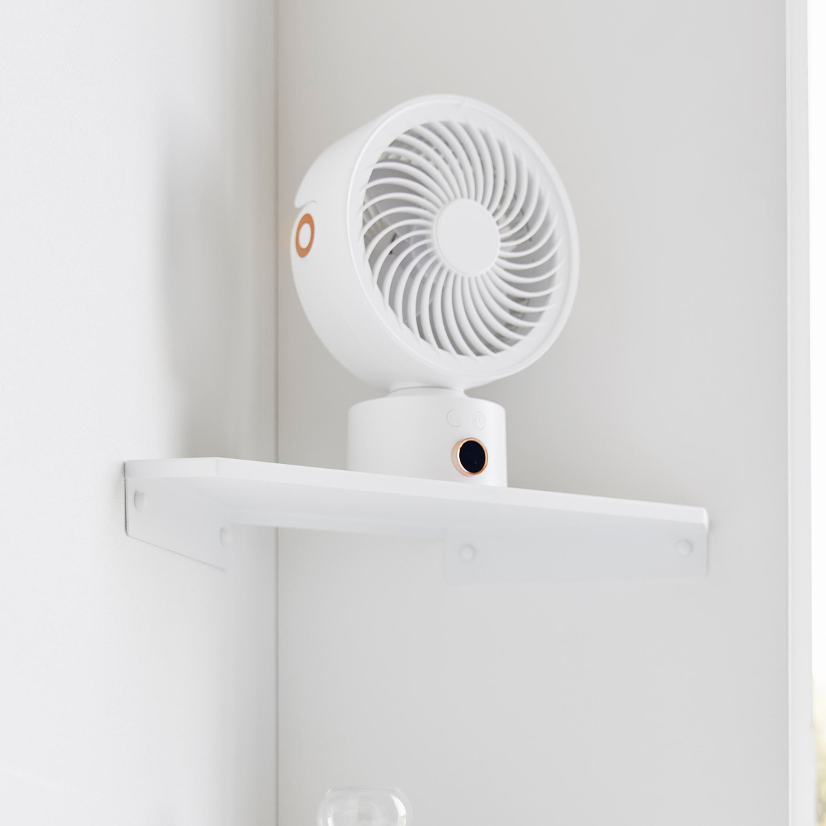 山崎実業 smart ウォールコーナーサーキュレーターラック スマート S 石こうボード壁対応 ( 4903208101479 スマートシリーズ コーナーシェルフ 石こうボード壁 サーキュレーターラック シェルフ ピン 角 ウォールシェルフ 壁掛け ) 【ブラック】 ブラック