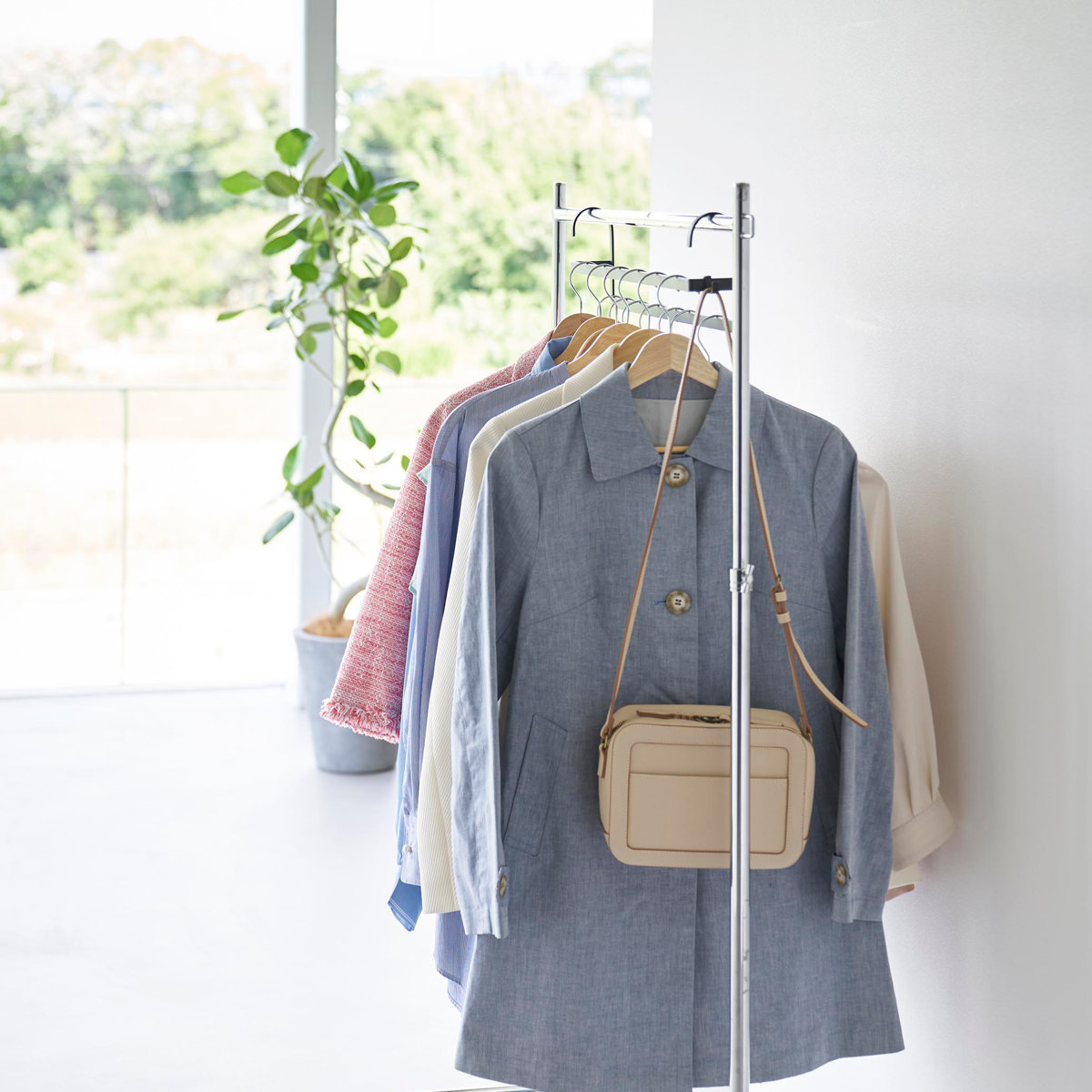 山崎実業 smart 収納力アップ2段衣類ハンガー スマート W60 ( 4903208100076 スマートシリーズ 収納力アップ 2段衣類ハンガー 幅60 収納 衣類ハンガー ハンガーラック コート収納 段違い コート掛け ) 【ホワイト】 ホワイト