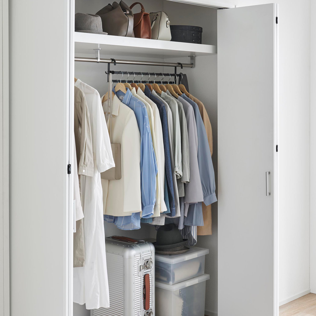 山崎実業 smart 収納力アップ2段衣類ハンガー スマート W60 ( 4903208100076 スマートシリーズ 収納力アップ 2段衣類ハンガー 幅60 収納 衣類ハンガー ハンガーラック コート収納 段違い コート掛け ) 【ホワイト】 ホワイト