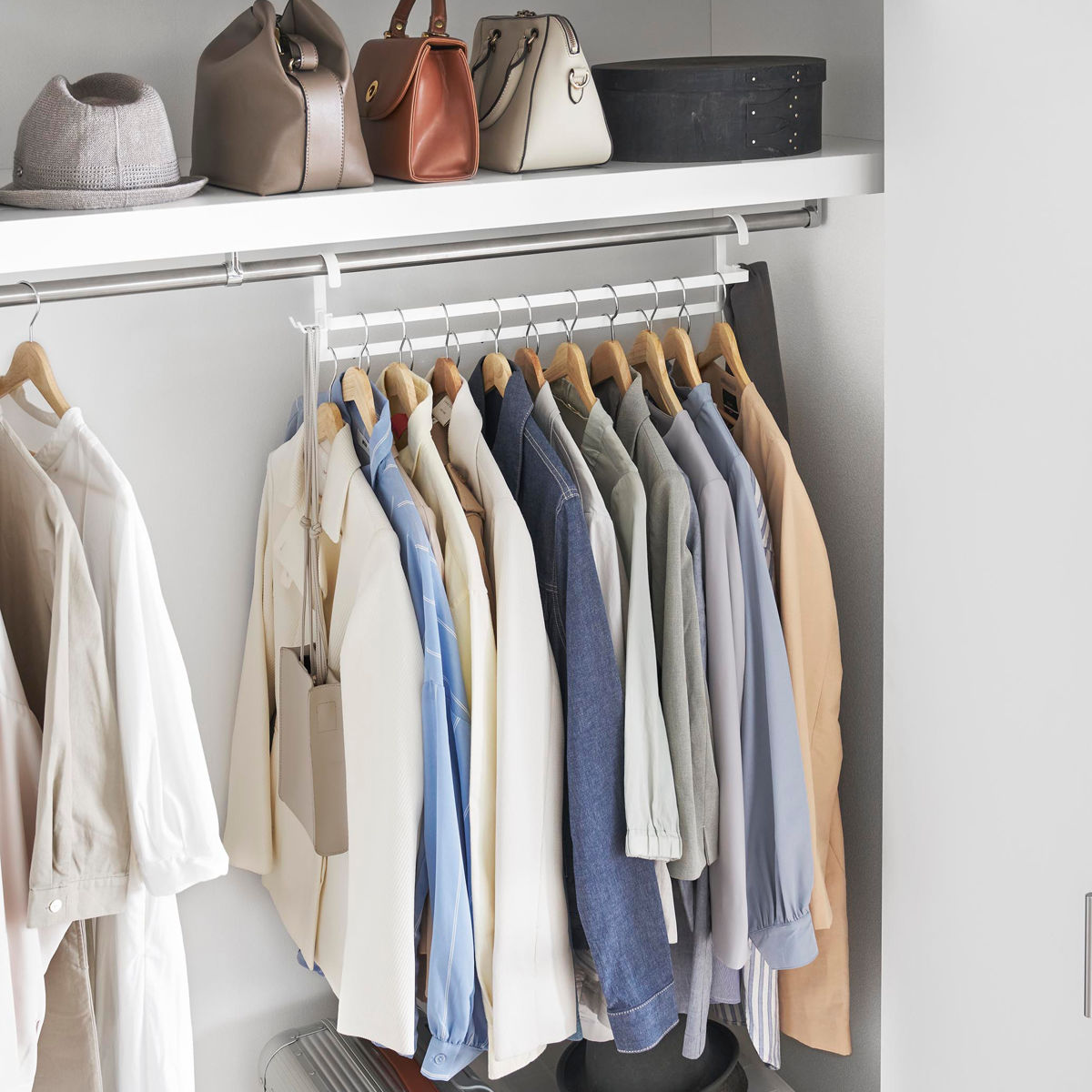 山崎実業 smart 収納力アップ2段衣類ハンガー スマート W60 ( 4903208100076 スマートシリーズ 収納力アップ 2段衣類ハンガー 幅60 収納 衣類ハンガー ハンガーラック コート収納 段違い コート掛け ) 【ホワイト】 ホワイト