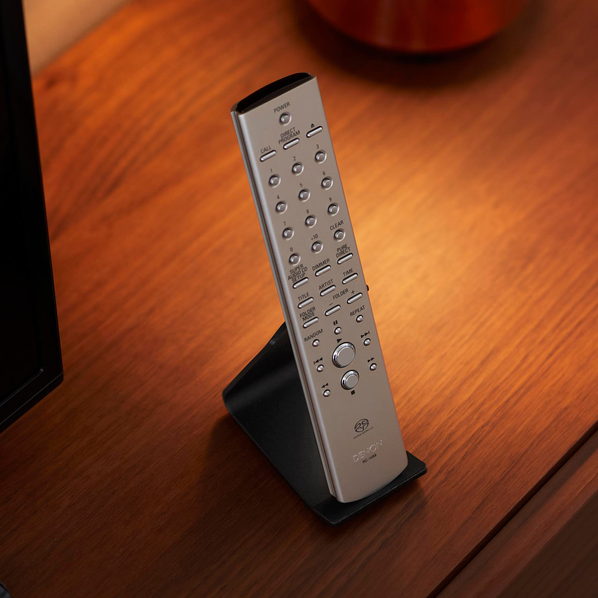 山崎実業 tower リモコンスタンド タワー ( 4903208100908 タワーシリーズ リモコン スタンド スマホスタンド 収納 スチール製 リモコン立て シンプル ディスプレイ ディスプレイ収納 ) 【ホワイト】 ホワイト