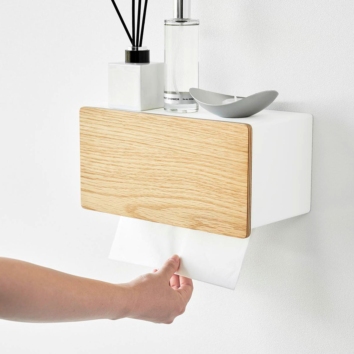 山崎実業 RIN ウォールペーパータオルディスペンサー リン 石こうボード壁対応 ( 4903208101141 リンシリーズ ウォールペーパー タオルディスペンサー 石こうボード 壁面収納 浮かせる収納 浮かせて収納 ) 【ナチュラル】 ナチュラル