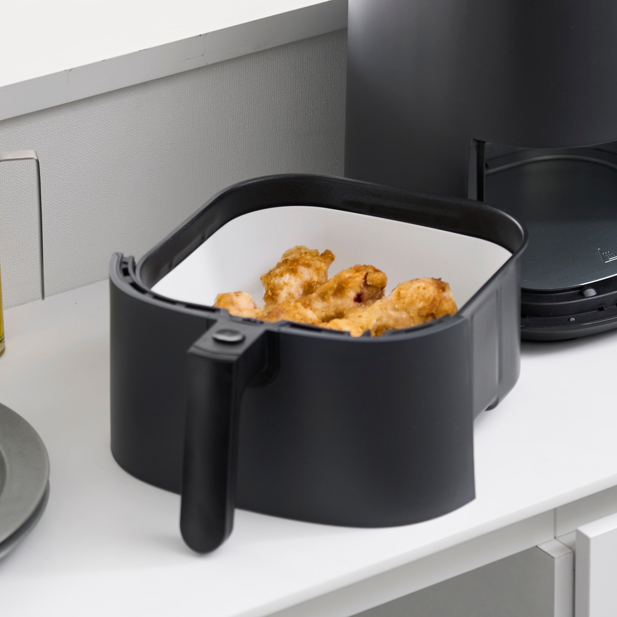 山崎実業 tower ノンフライヤーライナー タワー 21cm ( 4903208101615 タワーシリーズ ノンフライヤー ライナー 食洗機対応 シリコーン製 電子レンジOK 焦げ付き防止 ノンフライヤー用 シリコンライナー ) 【ブラック】 ブラック