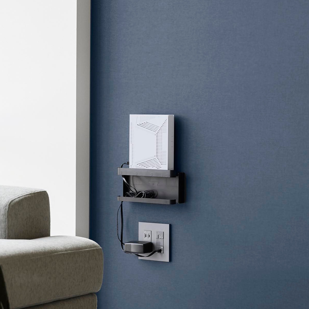 山崎実業 tower ウォール隠せるルーター収納 タワー Sサイズ 石こうボード壁対応 ( 4903208100748 タワーシリーズ 隠せるルーター収納 S 石こうボード壁 隠せる ルーター収納 壁面収納 壁 ) 【ブラック】 ブラック