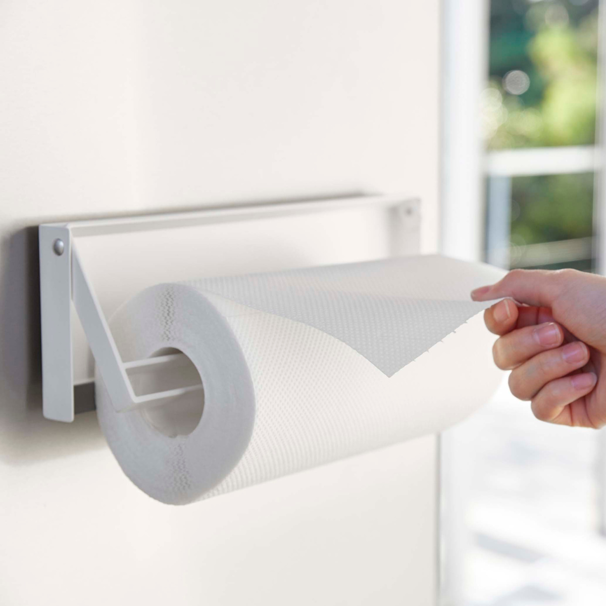 山崎実業 Plate 片手でカットマグネットキッチンペーパーホルダー プレート ( 4903208049436 プレートシリーズ マグネットキッチンペーパーホルダー 片手でカット 磁石 冷蔵庫 収納 マグネット 壁面収納 キッチンペーパーホルダー )