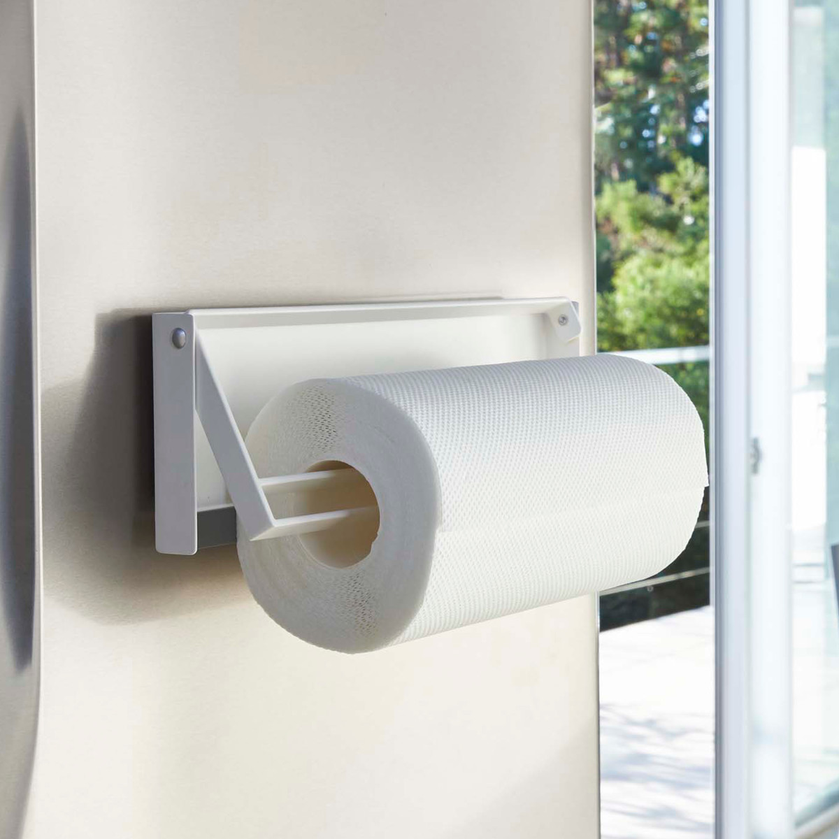 山崎実業 Plate 片手でカットマグネットキッチンペーパーホルダー プレート ( 4903208049436 プレートシリーズ マグネットキッチンペーパーホルダー 片手でカット 磁石 冷蔵庫 収納 マグネット 壁面収納 キッチンペーパーホルダー )