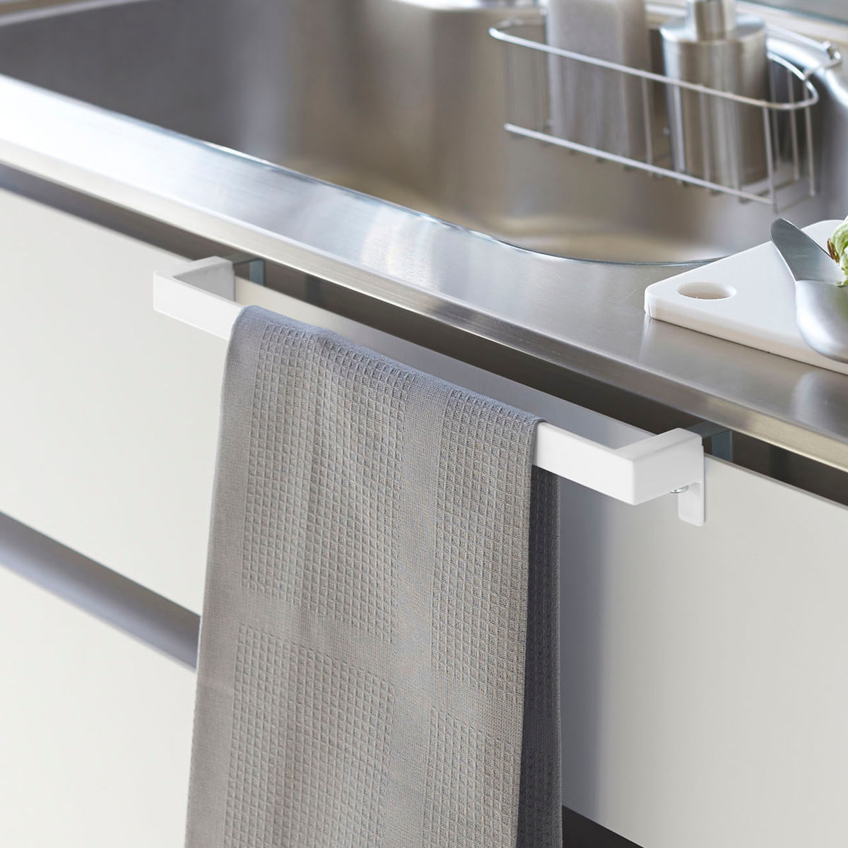 山崎実業 Plate タオルハンガーバー プレート ワイド ( 4903208047494 プレートシリーズ タオルバー ふきん掛け タオルホルダー 引っ掛け ドア用 タオル ハンガー キッチン収納 キッチンハンガー キッチン 収納 大きめ )