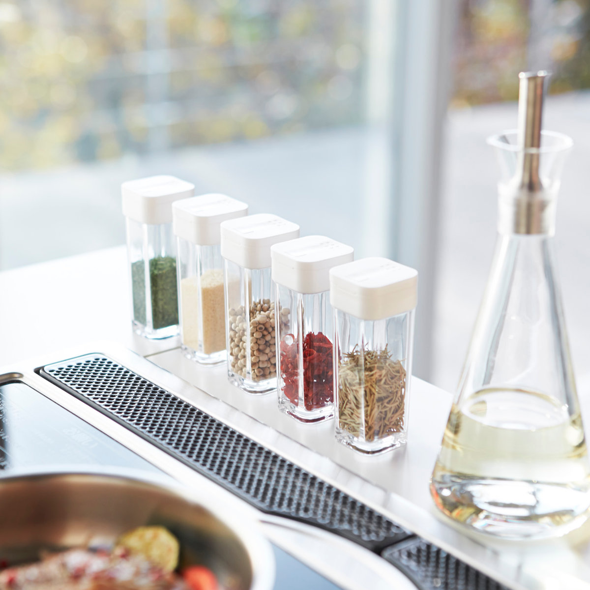 山崎実業 AQUA スパイスボトル アクア ( 4903208028806 アクアシリーズ 調味料入れ 調味料ボトル 調味料容器 スパイス ボトル 片手 スライド 調味料 容器 保存 )