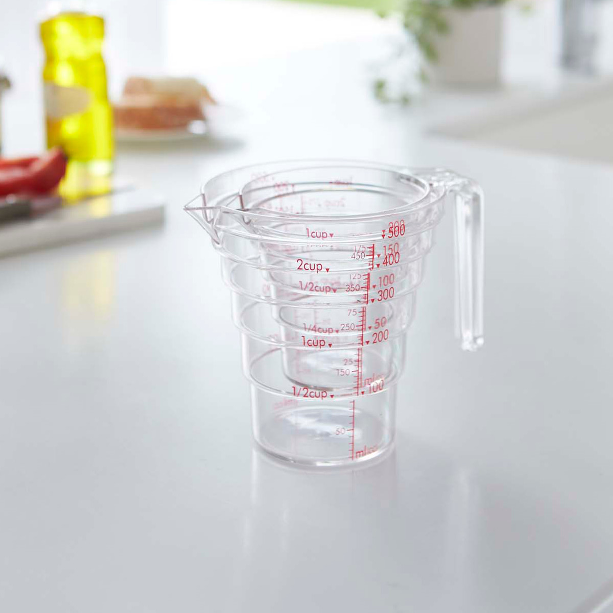山崎実業 段々計量カップ 500ML ( 4903208026987 計量カップ 食洗機対応 500ml メジャーカップ 持ち手付き 透明 見やすい 料理 製菓 お菓子作り 軽量 )