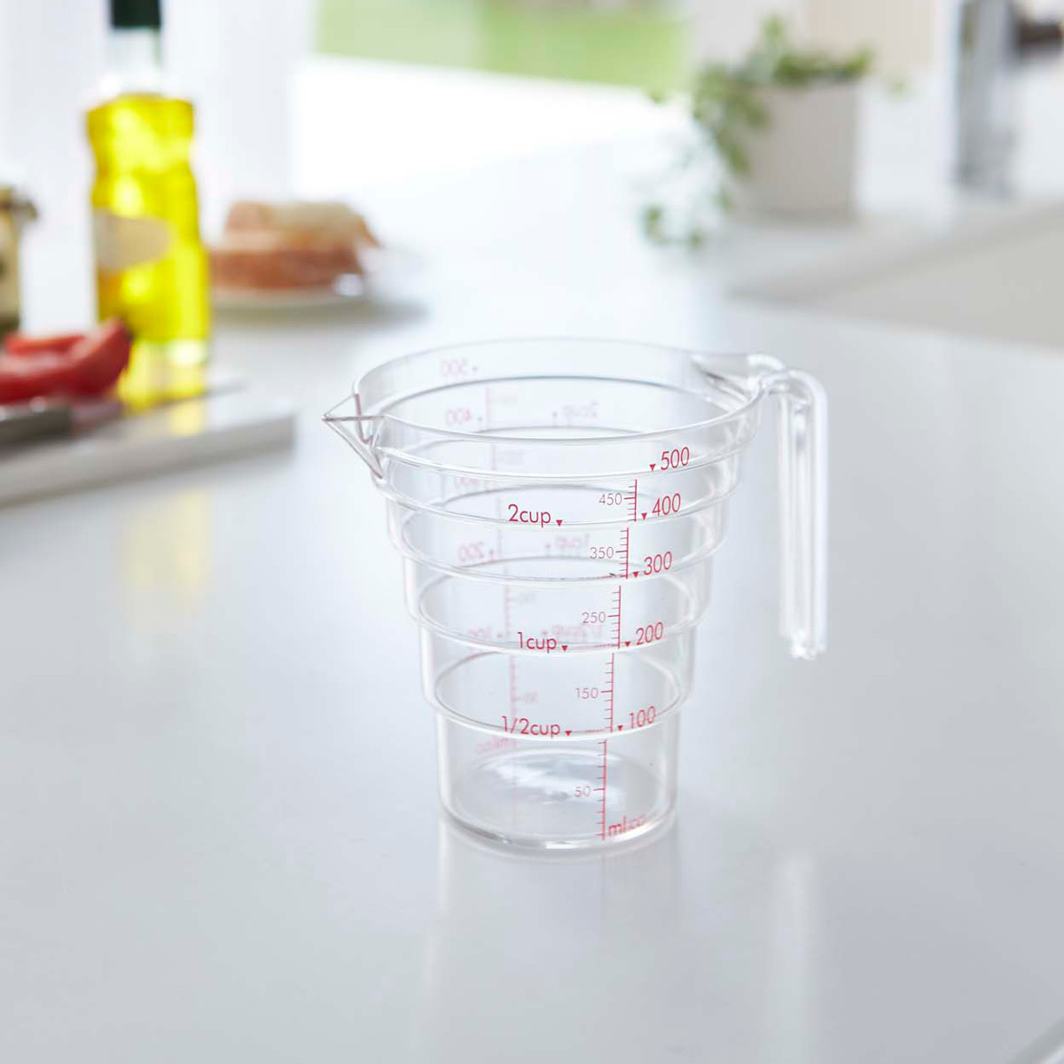 山崎実業 段々計量カップ 500ML ( 4903208026987 計量カップ 食洗機対応 500ml メジャーカップ 持ち手付き 透明 見やすい 料理 製菓 お菓子作り 軽量 )