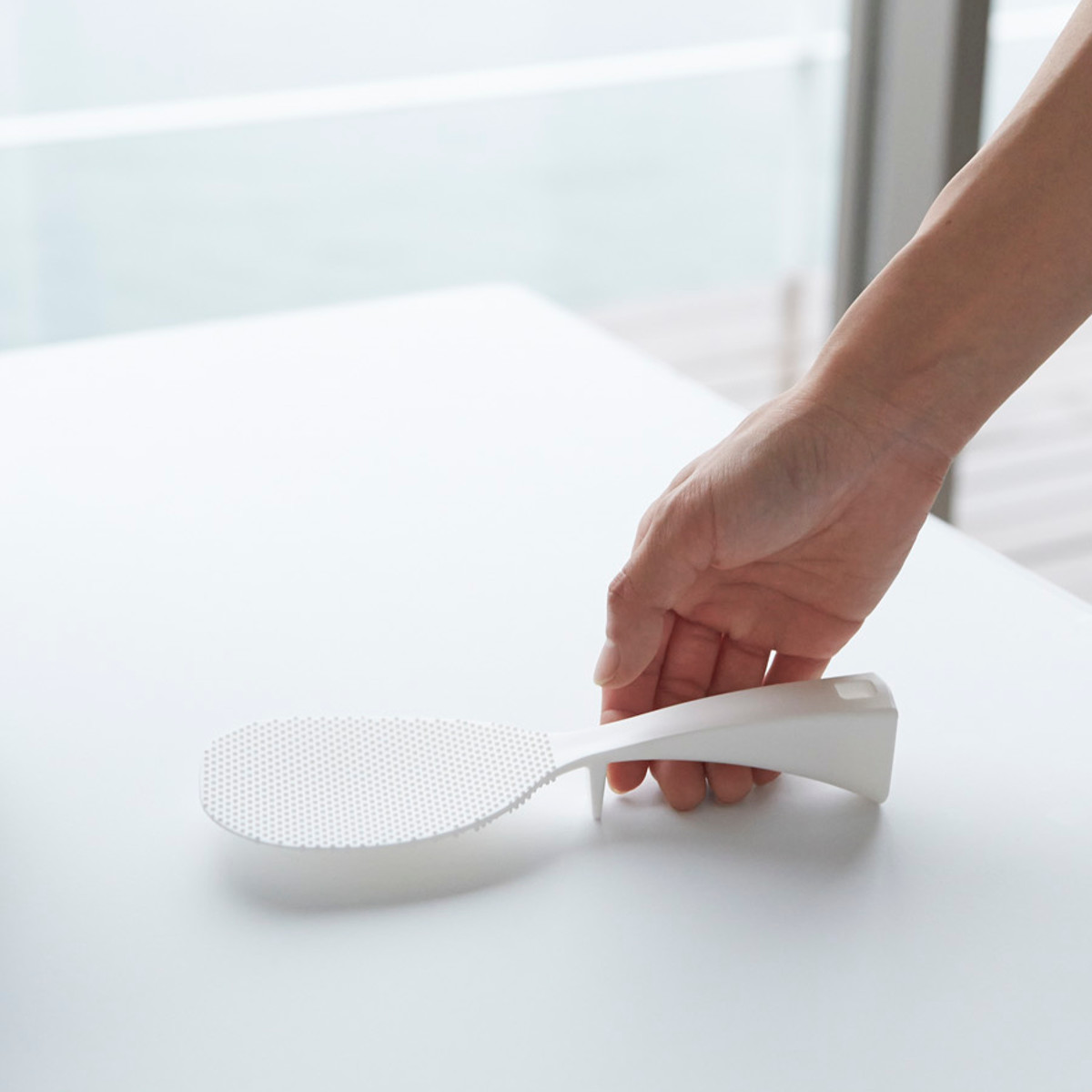 山崎実業 AQUA 立って置ける しゃもじ アクア ( 4903208028929 アクアシリーズ 立つしゃもじ 食洗機対応 立つ 3WAY シャモジ 杓文字 立つ杓文字 立つシャモジ 自立しゃもじ 食器洗い乾燥機 食器洗い乾燥機対応 置く )