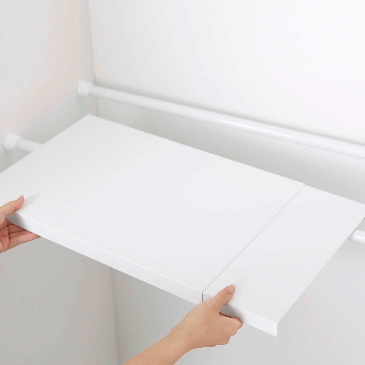 山崎実業 Plate 伸縮 つっぱり棒用棚板 プレート L ( 4903208053259 プレートシリーズ つっぱり棒用 棚板 伸縮棚板 突っ張り棒 棚 板 収納 突っ張り棚 つっぱり棚 収納棚 ラック 伸縮式 )