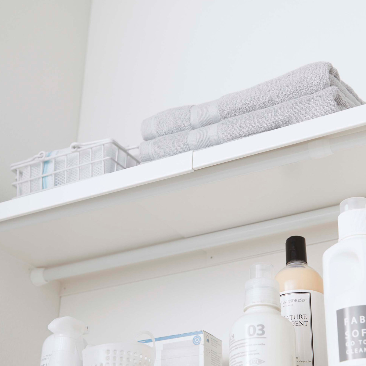 山崎実業 Plate 伸縮 つっぱり棒用棚板 プレート L ( 4903208053259 プレートシリーズ つっぱり棒用 棚板 伸縮棚板 突っ張り棒 棚 板 収納 突っ張り棚 つっぱり棚 収納棚 ラック 伸縮式 )