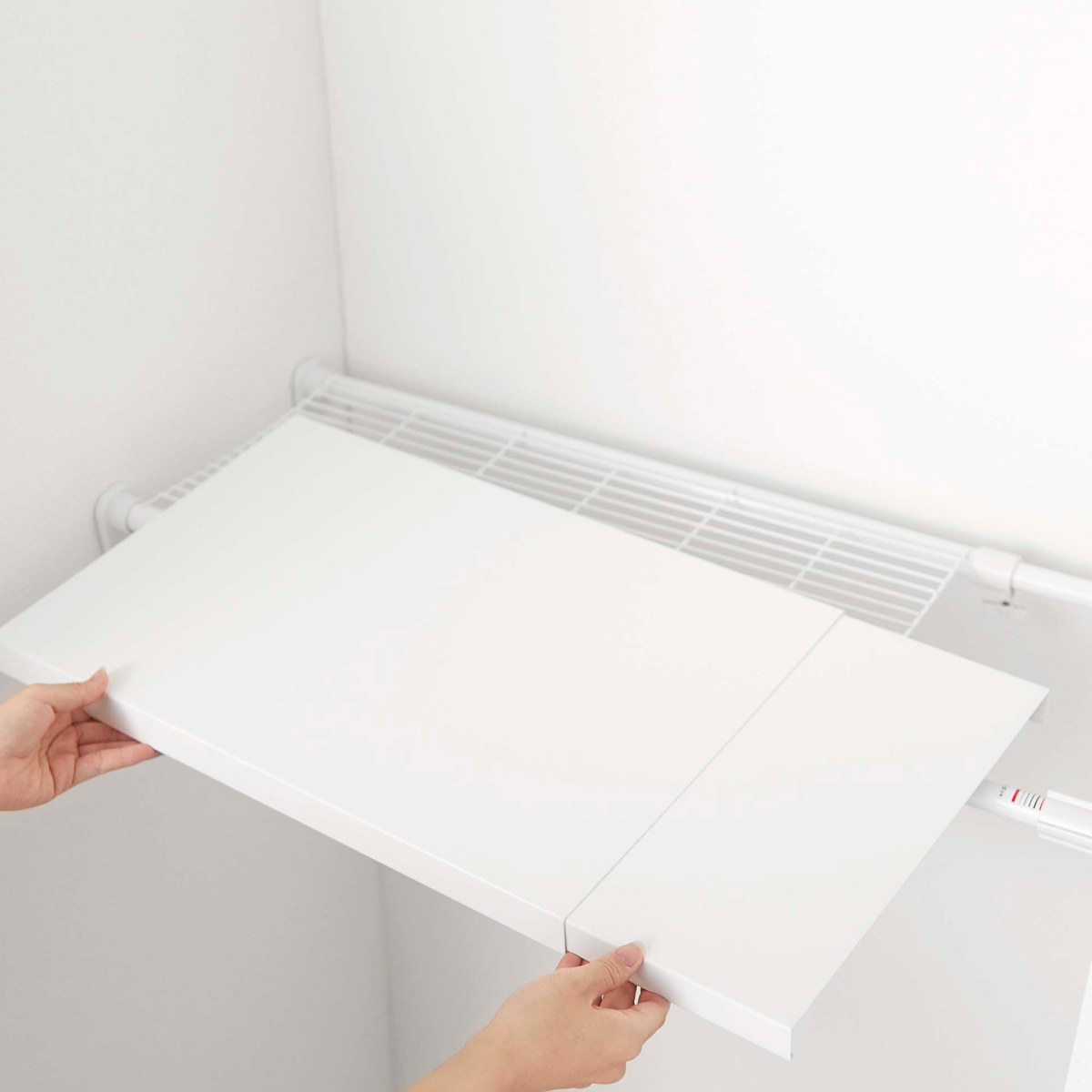 山崎実業 Plate 伸縮 つっぱり棒用棚板 プレート L ( 4903208053259 プレートシリーズ つっぱり棒用 棚板 伸縮棚板 突っ張り棒 棚 板 収納 突っ張り棚 つっぱり棚 収納棚 ラック 伸縮式 )