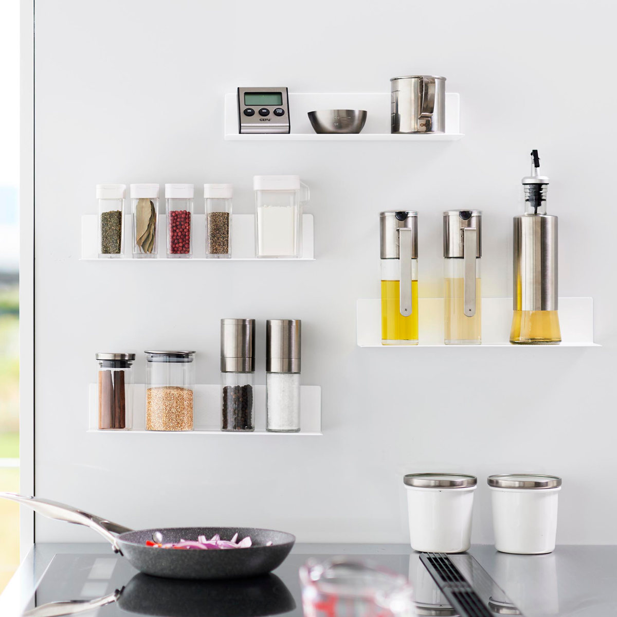 山崎実業 tower マグネットキッチン棚 タワー S ( 4903208100113 タワーシリーズ キッチン棚 キッチンラック マグネット 調味料ラック スパイスラック キッチン 棚 磁石 キッチン収納 ウォールラック 壁面収納 収納 ラック ) 【ホワイト】 ホワイト