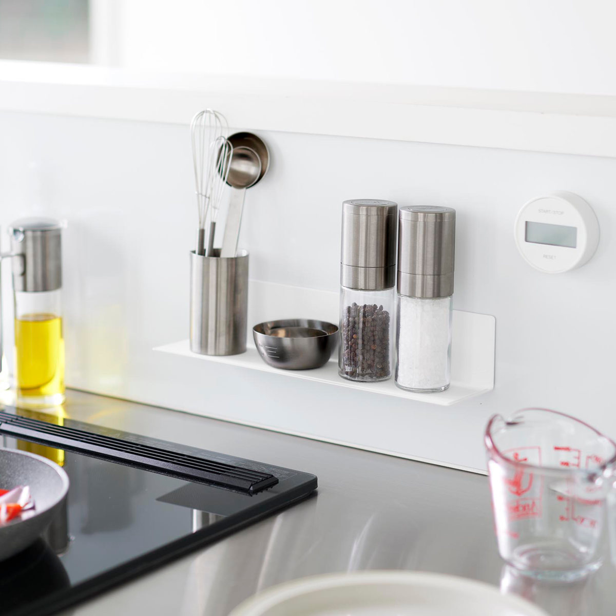 山崎実業 tower マグネットキッチン棚 タワー S ( 4903208100113 タワーシリーズ キッチン棚 キッチンラック マグネット 調味料ラック スパイスラック キッチン 棚 磁石 キッチン収納 ウォールラック 壁面収納 収納 ラック ) 【ホワイト】 ホワイト