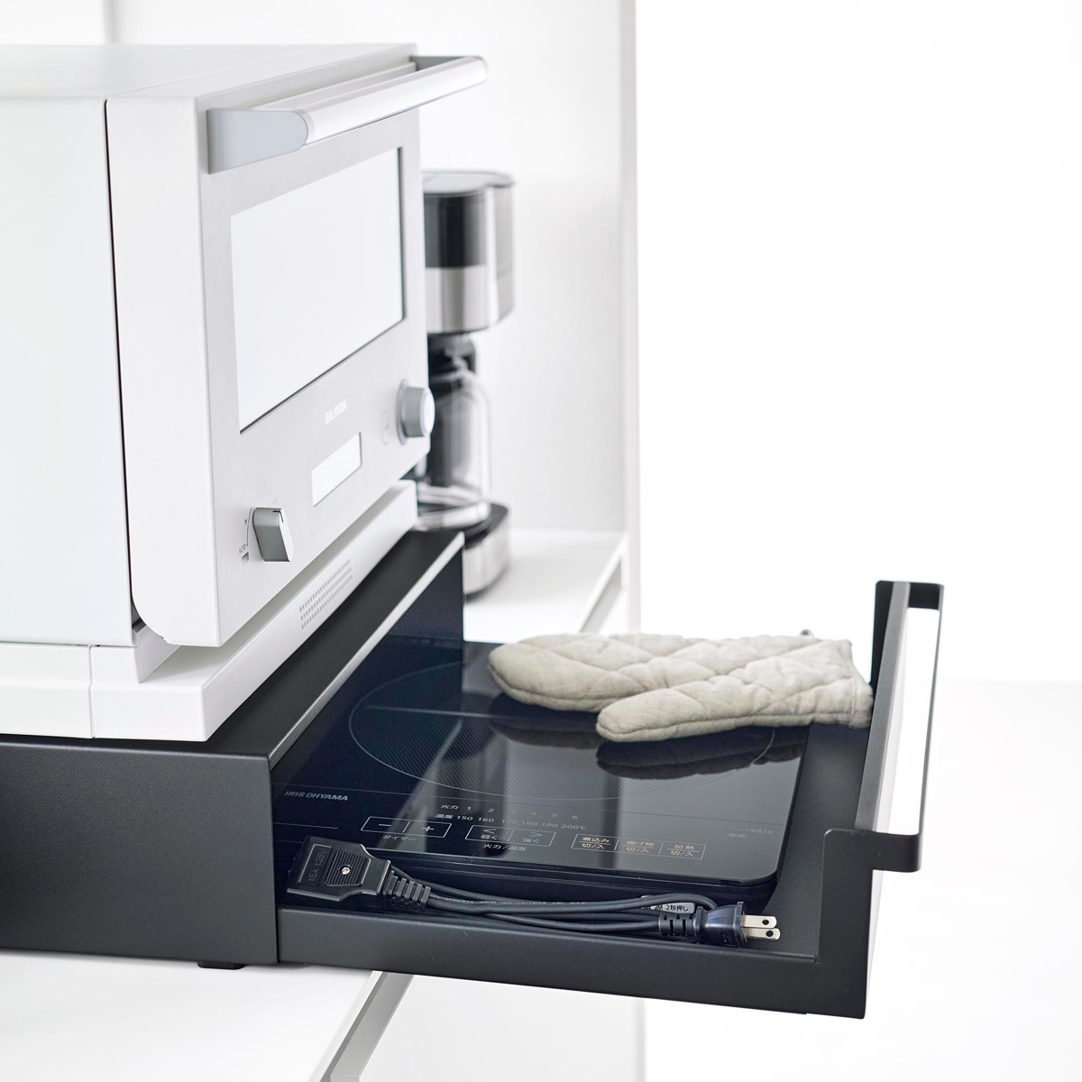 山崎実業 tower カセットコンロが入る家電下ラック タワー 1段 ( 4903208101974 タワーシリーズ 家電下ラック 1段ラック ラック カセットコンロ 家電下 カセットコンロが入る レンジラック オーブンレンジ ) 【ブラック】 ブラック