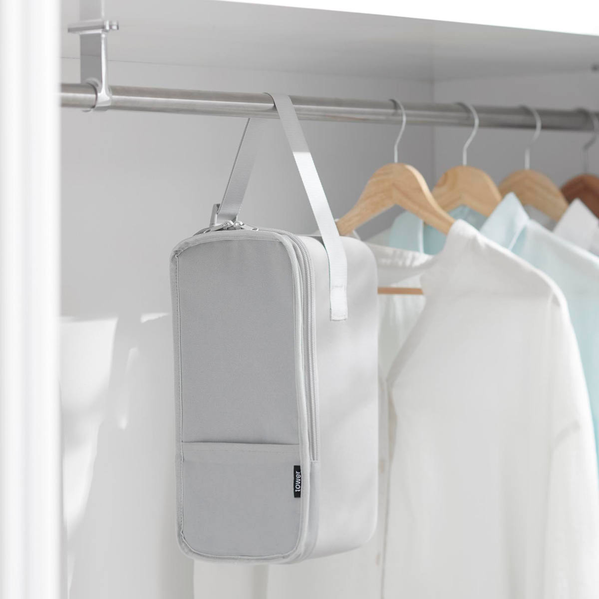 山崎実業 tower スチームアイロン収納ケース タワー ( 4903208101370 タワーシリーズ アイロン収納ケース スチームアイロン 収納ケース アイロン収納 アイロンケース アイロン 収納 アイロン小物 ケース ) 【ブラック】 ブラック