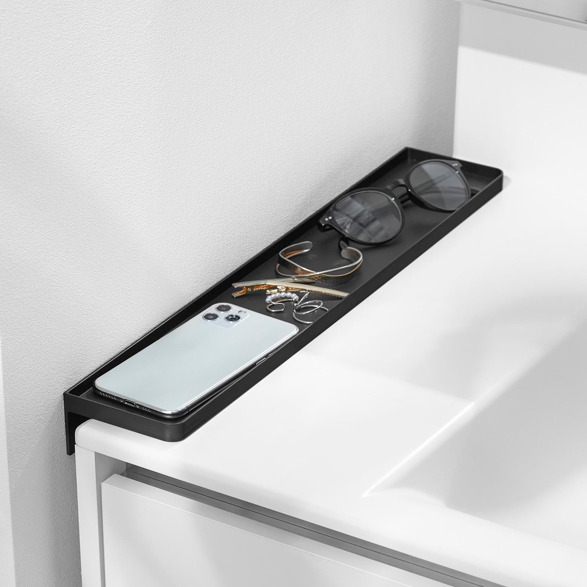 山崎実業 tower 洗面台横隙間トレー タワー ( 4903208101356 タワーシリーズ 洗面台横収納 台 隙間収納 ちょい置き トレー トレイ 洗面 すき間 ちょい置きトレー 差し込み 差し込むだけ 洗面所 ストッパー付き ) 【ブラック】 ブラック