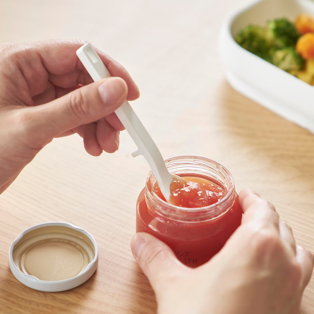 山崎実業 tower シリコーンスプーン タワー S ( 4903208100458 タワーシリーズ シリコンスプーン シリコン製スプーン 小さめ 食洗機対応 ジャムスプーン シリコーン ヘラ状 直置きにならない 先端が浮く ) 【ブラック】 ブラック