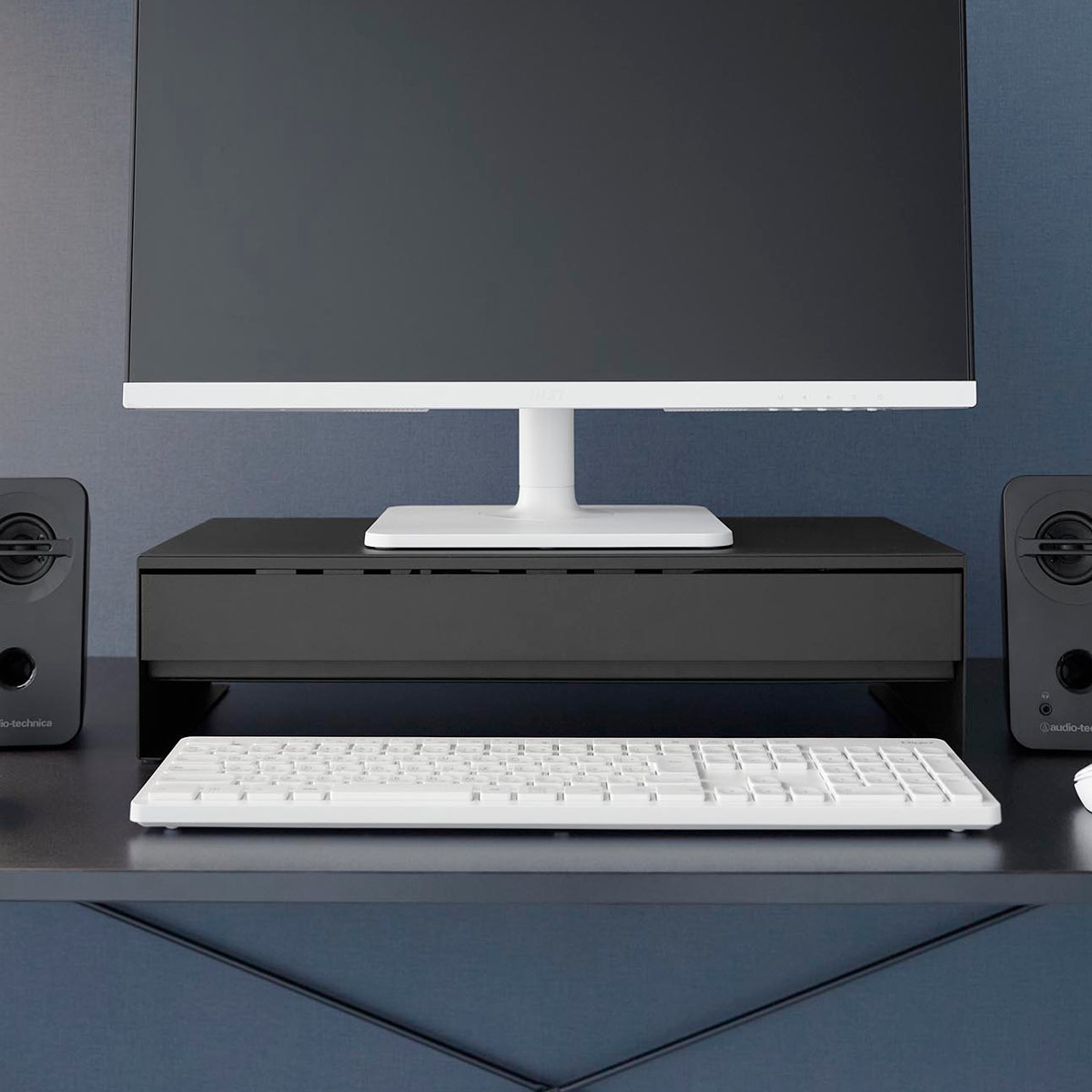 山崎実業 tower ゲームコントローラーも入る引き出し付きモニター台 タワー ( 4903208101875 タワーシリーズ モニター台 引出し付き ゲームコントローラー モニタースタンド ゲーム コントローラー ) 【ホワイト】 ホワイト