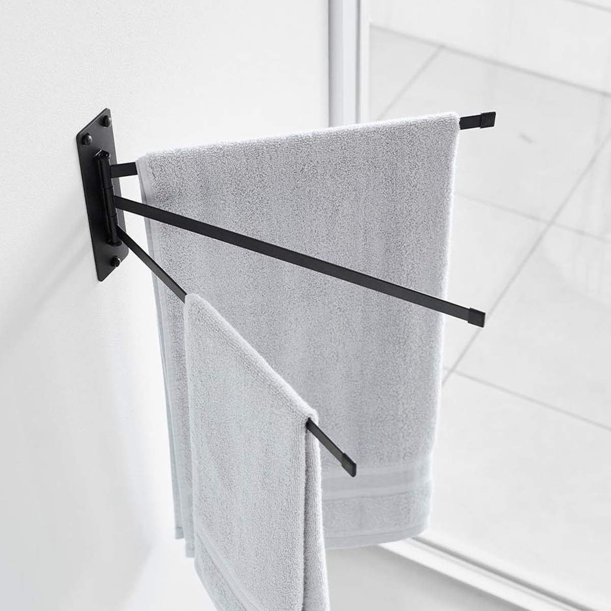 山崎実業 tower ウォールタオルハンガー タワー 3連 石こうボード壁対応 ( 4903208100984 タワーシリーズ タオルハンガー 3連ハンガー 3連タオルハンガー タオル ハンガー たおる掛け 石こうボード壁 ) 【ホワイト】 ホワイト