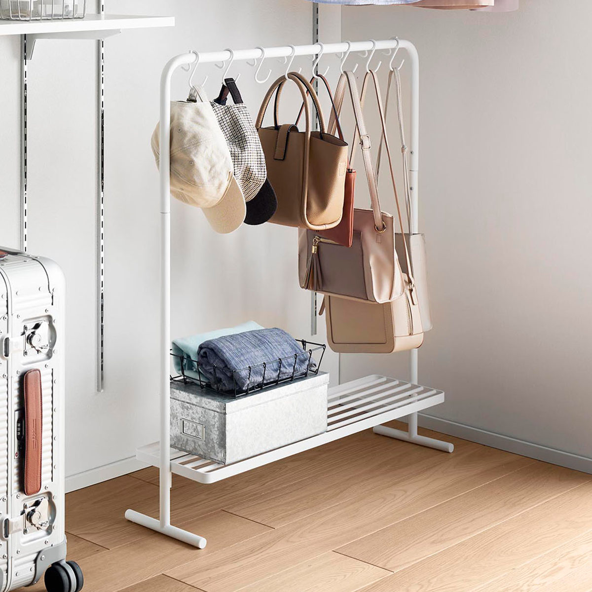 山崎実業 tower バッグ収納ラック タワー ( 4903208101578 タワーシリーズ バッグ収納 ラック 収納ラック バッグ カバン かばん 吊るす 吊り下げ ハンガーラック 鞄 スリム コンパクト ) 【ブラック】 ブラック