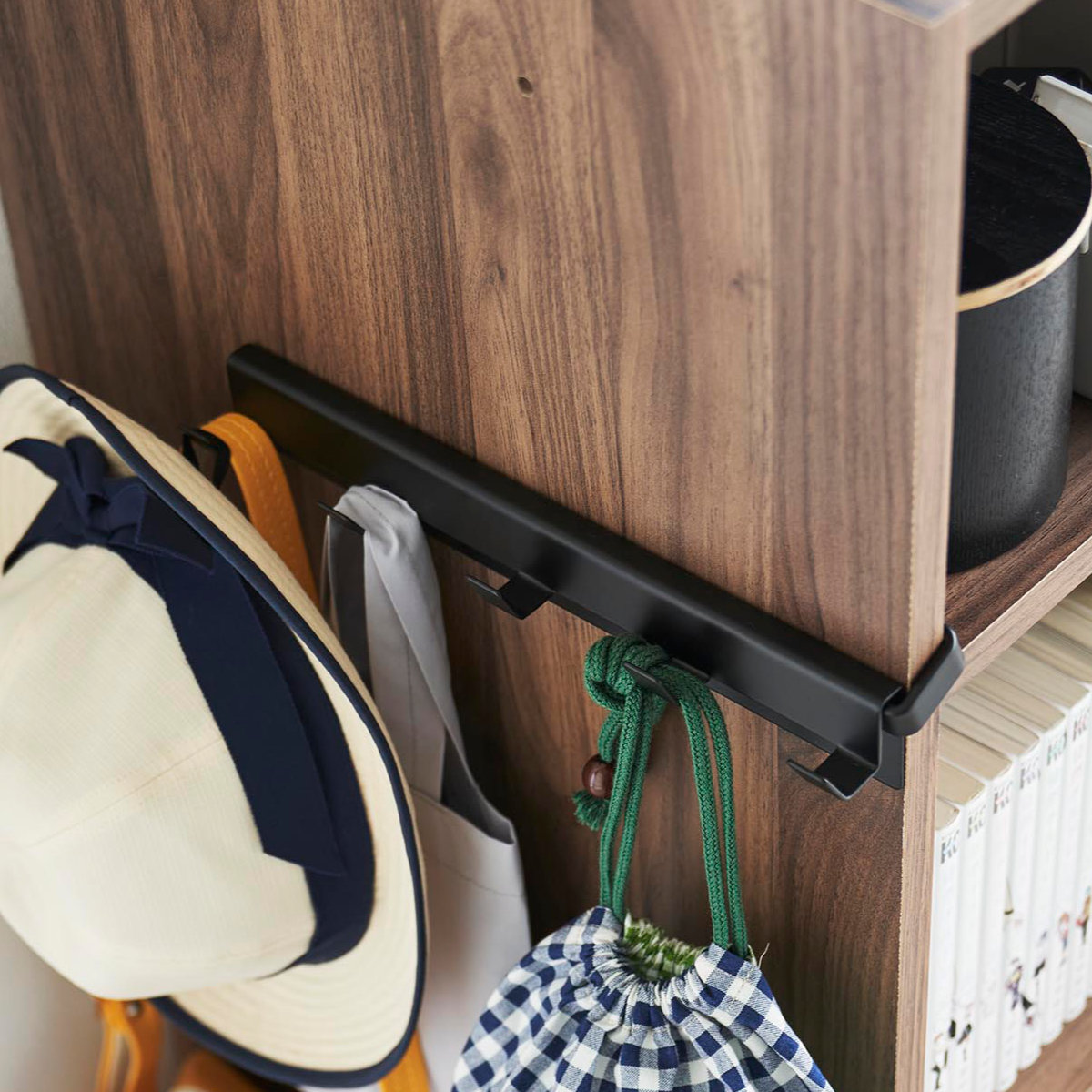 山崎実業 smart カラーボックスに差し込めるフック5連 スマート ( 4903208100700 スマートシリーズ 5連フック フック カラーボックス用 カラーボックスに差し込める 5連タイプ 収納 浮かせる収納 浮かせて収納 ) 【ホワイト】 ホワイト