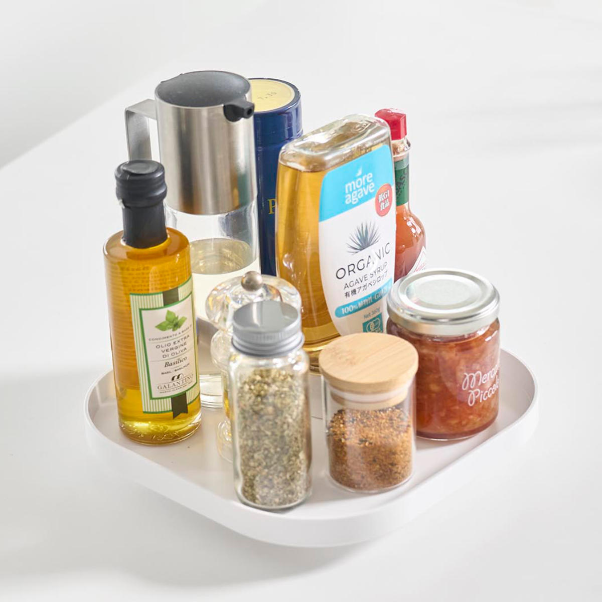 山崎実業 Plate 回転式収納トレー プレート ホワイト ( 4903208100786 プレートシリーズ 回転収納トレー スクエア型 トレイ トレー 収納トレー スクエアトレー 冷蔵庫 収納 回転 滑り止め付き 調味料収納 冷蔵庫トレー )