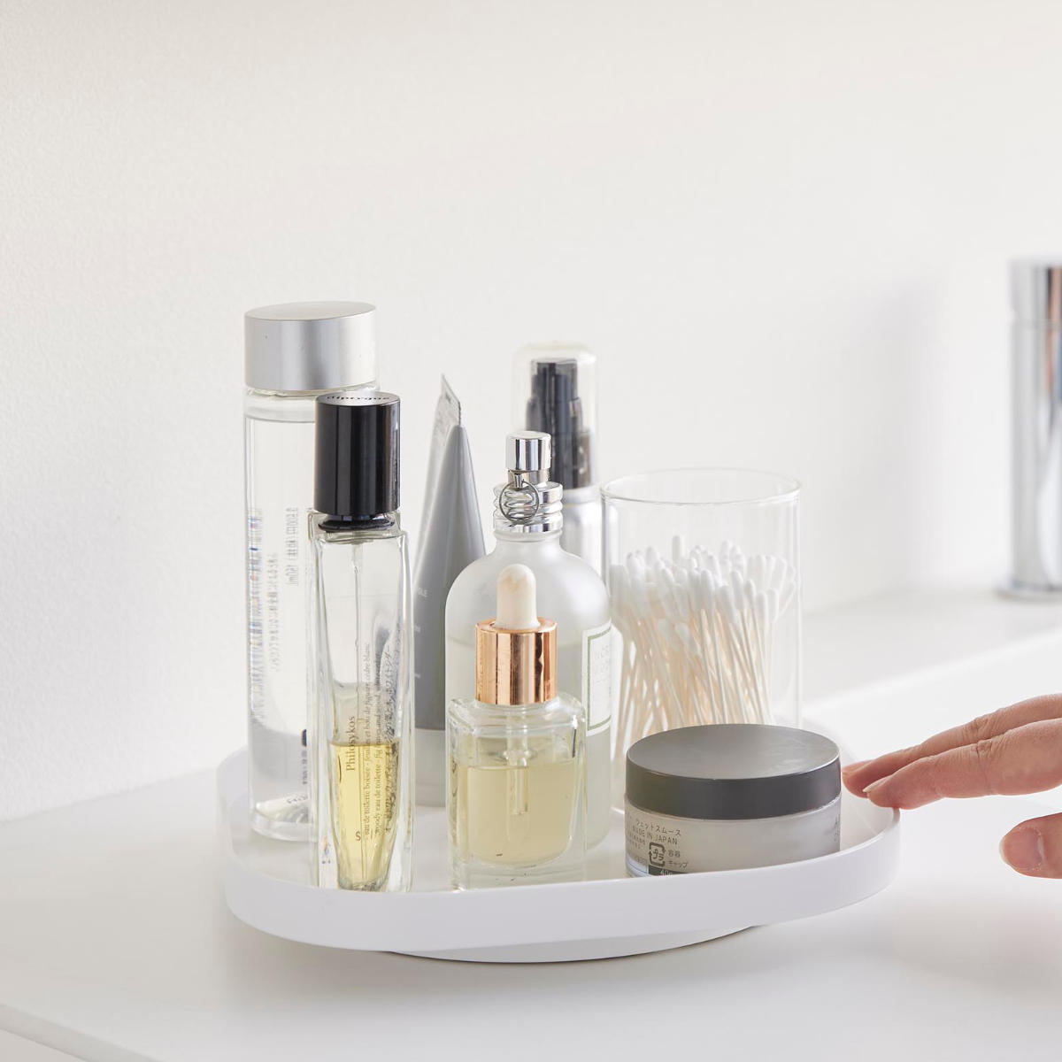 山崎実業 Plate 回転式収納トレー プレート ホワイト ( 4903208100786 プレートシリーズ 回転収納トレー スクエア型 トレイ トレー 収納トレー スクエアトレー 冷蔵庫 収納 回転 滑り止め付き 調味料収納 冷蔵庫トレー )