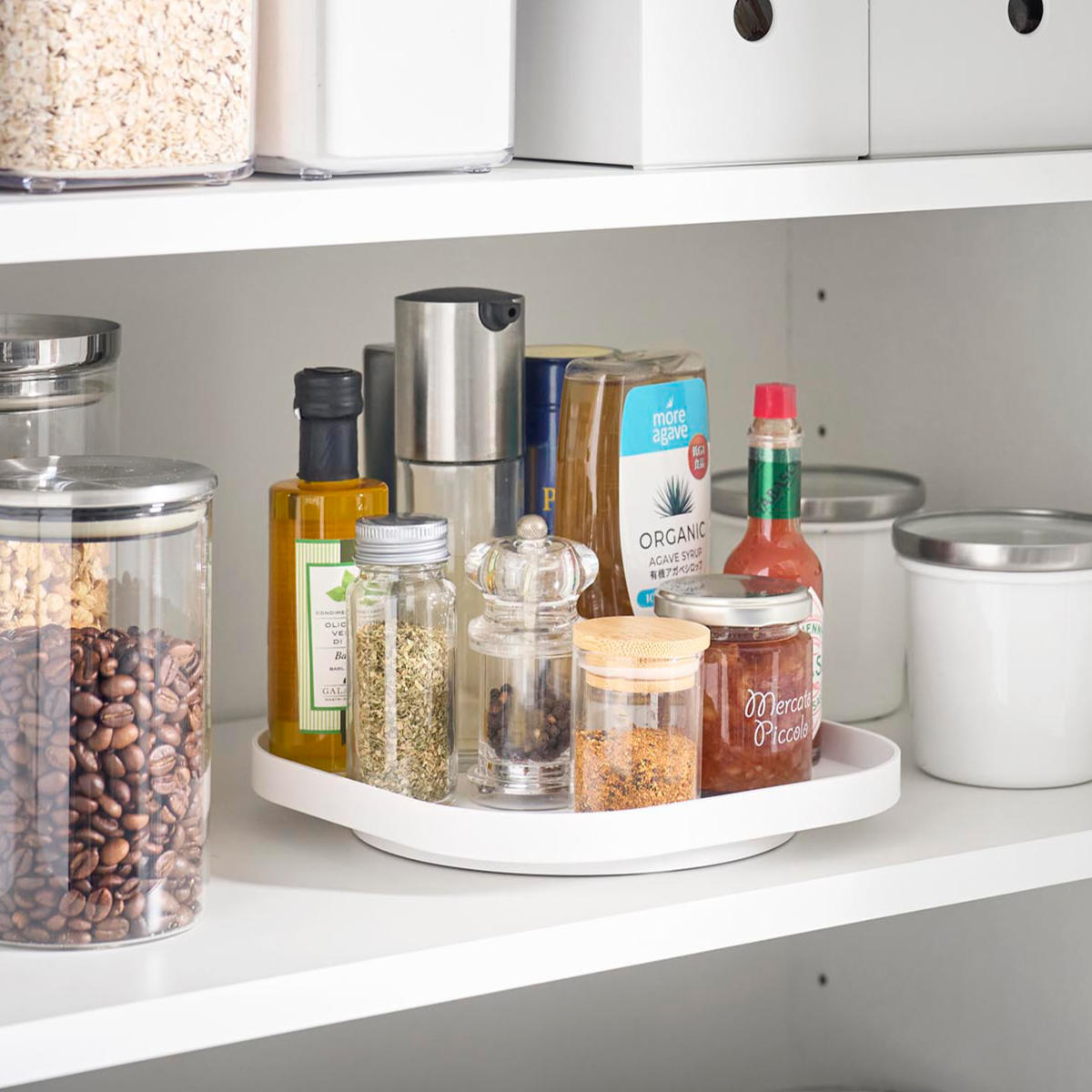 山崎実業 Plate 回転式収納トレー プレート ホワイト ( 4903208100786 プレートシリーズ 回転収納トレー スクエア型 トレイ トレー 収納トレー スクエアトレー 冷蔵庫 収納 回転 滑り止め付き 調味料収納 冷蔵庫トレー )