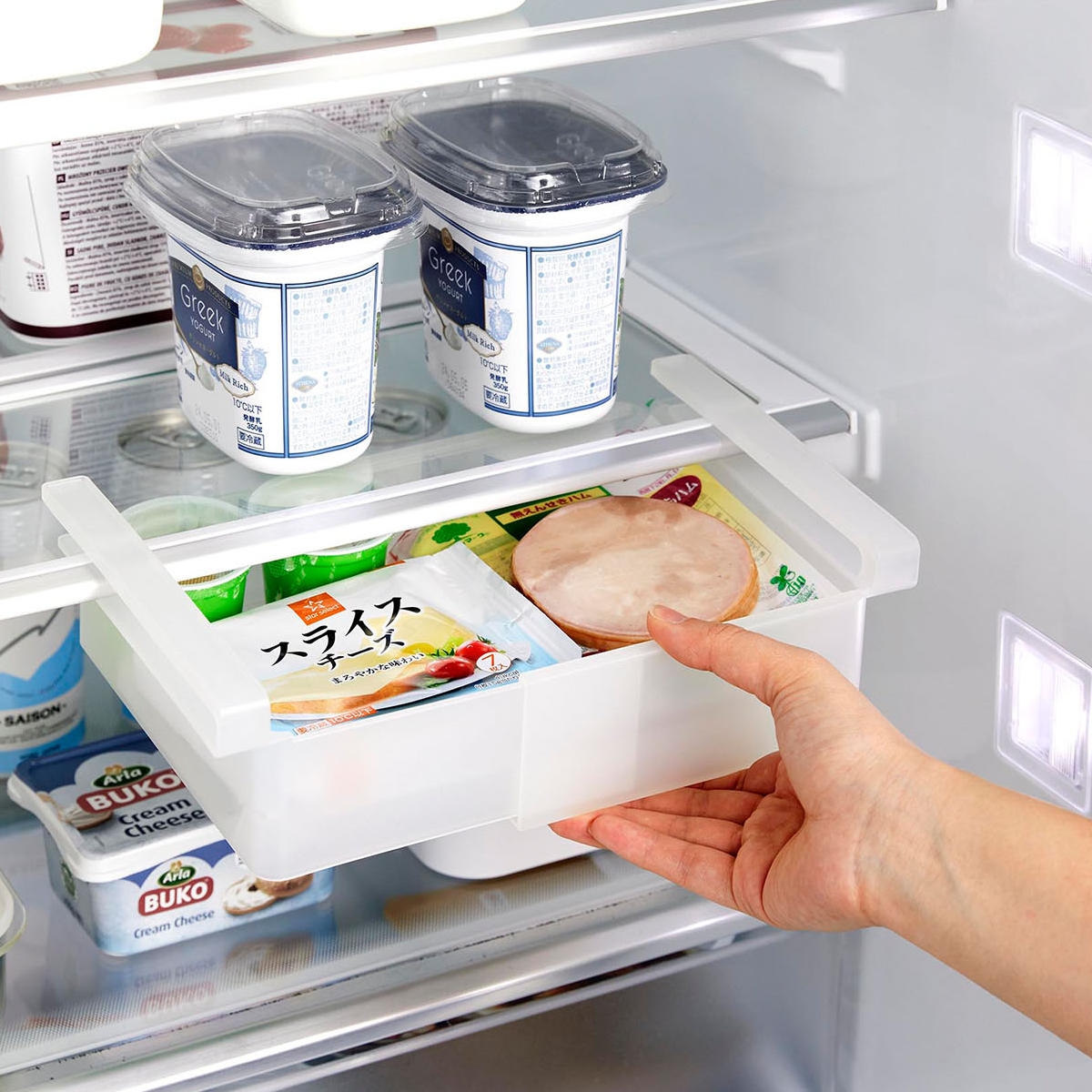 山崎実業 tower 冷蔵庫中棚下伸縮ラック タワー ( 4903208102131 タワーシリーズ 冷蔵庫棚 伸縮ラック 冷蔵庫用 ラック 冷蔵庫中 棚下 伸縮式 伸縮 冷蔵庫整理トレー 引き出し式 吊り下げ 収納 ) 【ホワイト】 ホワイト