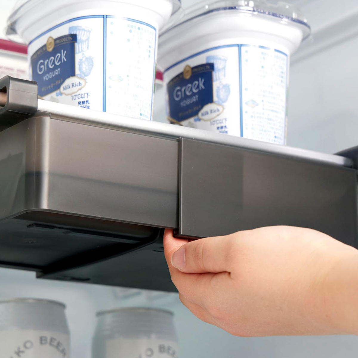 山崎実業 tower 冷蔵庫中棚下伸縮ラック タワー ( 4903208102131 タワーシリーズ 冷蔵庫棚 伸縮ラック 冷蔵庫用 ラック 冷蔵庫中 棚下 伸縮式 伸縮 冷蔵庫整理トレー 引き出し式 吊り下げ 収納 ) 【ホワイト】 ホワイト