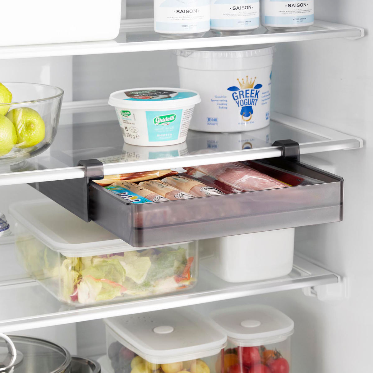 山崎実業 tower 冷蔵庫中棚下高さ調節ラック タワー L ( 4903208101103 タワーシリーズ 冷蔵庫中 棚下収納ラック 高さ調節可能 冷蔵庫 棚下 高さ調節できる 収納ラック 冷蔵庫整理 引き出し式 吊り下げ 収納 ) 【ブラック】 ブラック