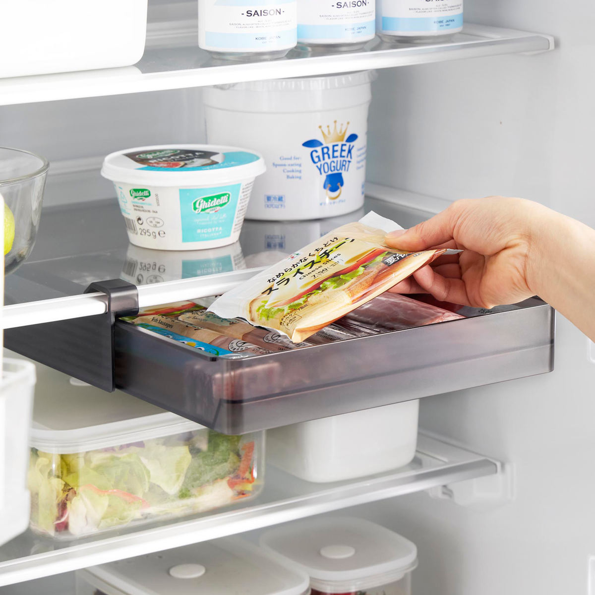 山崎実業 tower 冷蔵庫中棚下高さ調節ラック タワー L ( 4903208101103 タワーシリーズ 冷蔵庫中 棚下収納ラック 高さ調節可能 冷蔵庫 棚下 高さ調節できる 収納ラック 冷蔵庫整理 引き出し式 吊り下げ 収納 ) 【ブラック】 ブラック