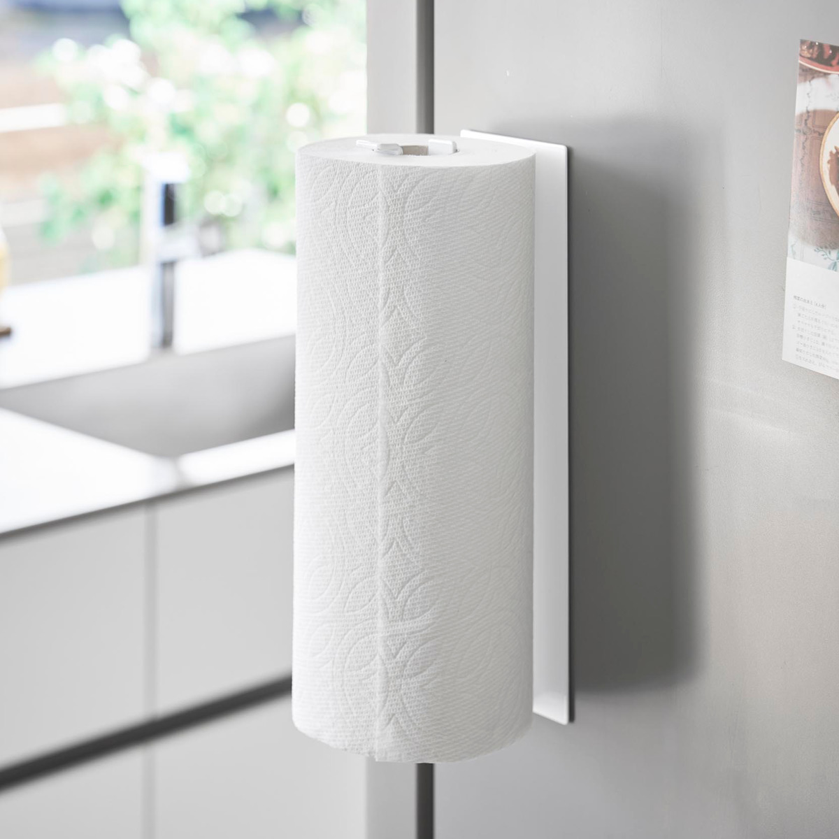 山崎実業 tower 片手でカットマグネットキッチンペーパーホルダー タワー 縦タイプ L ( 4903208102704 タワーシリーズ キッチンペーパーホルダー 壁面収納 マグネット 片手でカット 磁石 縦型 横型 冷蔵庫横 ) 【ホワイト】 ホワイト