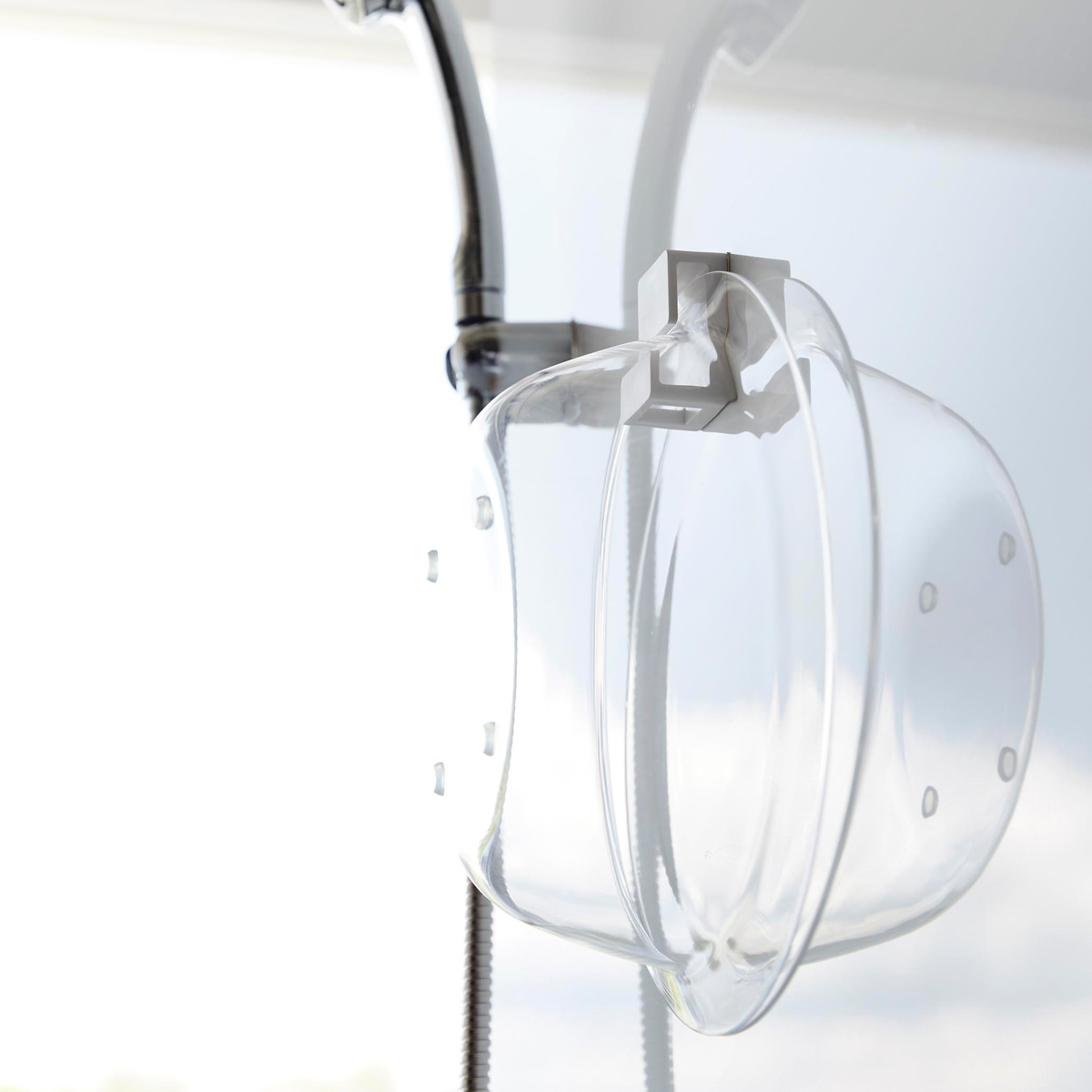 山崎実業 MIST フィルムフック湯おけホルダー ミスト ( 4903208102810 ミストシリーズ 湯おけホルダー 手おけホルダー フィルムフック 壁掛けフック 収納ラック バスラック 風呂 浴室 壁面収納 壁面 浮かせる収納 浮かせて収納 )