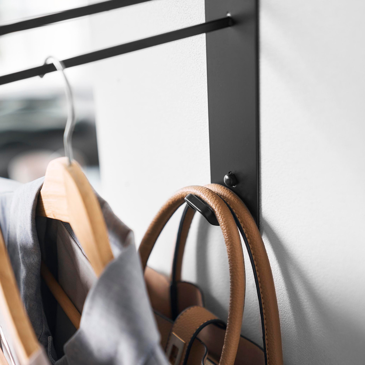 山崎実業 tower 壁付けちょい干しハンガー タワー ( 4903208103879 タワーシリーズ 室内物干し 室内干し 部屋干し 壁付け ちょい干し ハンガー 壁面 壁面設置 物干し 室内 取付簡単 省スペース 一時置き ) 【ブラック】 ブラック