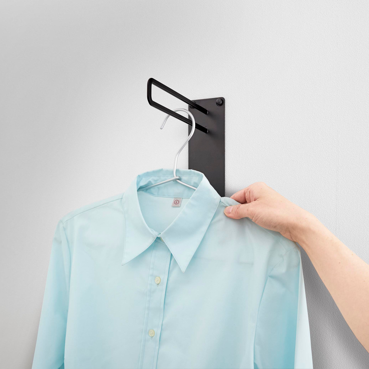 山崎実業 tower 壁付けちょい干しハンガー タワー ( 4903208103879 タワーシリーズ 室内物干し 室内干し 部屋干し 壁付け ちょい干し ハンガー 壁面 壁面設置 物干し 室内 取付簡単 省スペース 一時置き ) 【ブラック】 ブラック