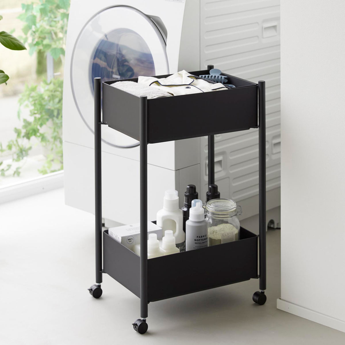 山崎実業 tower 小物トレー付き収納ワゴン 2段 タワー ( 4903208101837 タワーシリーズ 収納ワゴン 2段ワゴン 小物トレー 収納 ワゴン コンパクト キャスター付き 収納ラック ラック 二段 インテリア ) 【ブラック】 ブラック