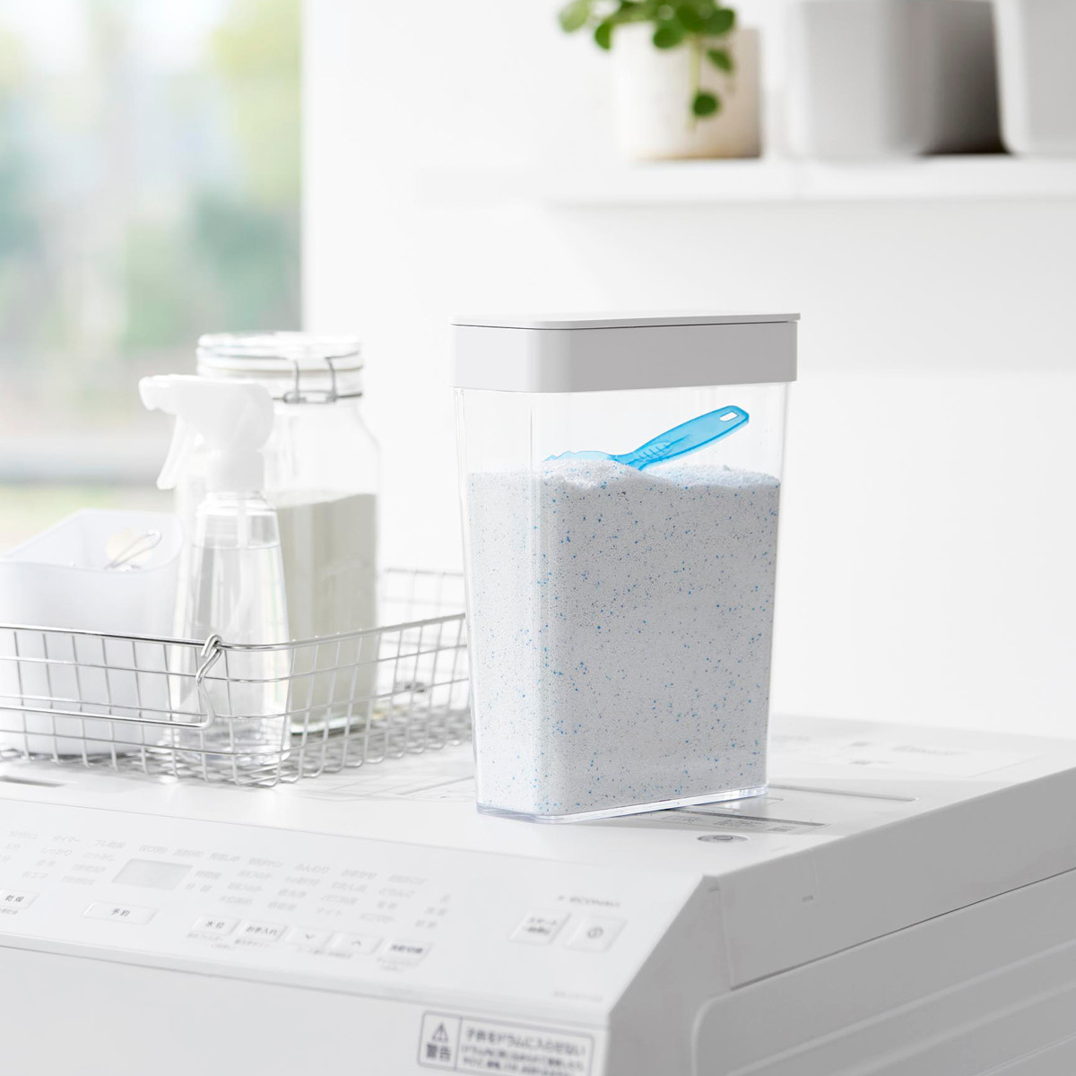 山崎実業 tower においが漏れにくいパッキン付き洗濯洗剤ボール収納ケース タワー 大容量 ( 4903208103893 タワーシリーズ ケース ふた付き 洗濯洗剤ボール パッキン 洗剤ボール 洗濯小物 洗濯洗剤ボール収納 パッキン付き ) 【ブラック】 ブラック