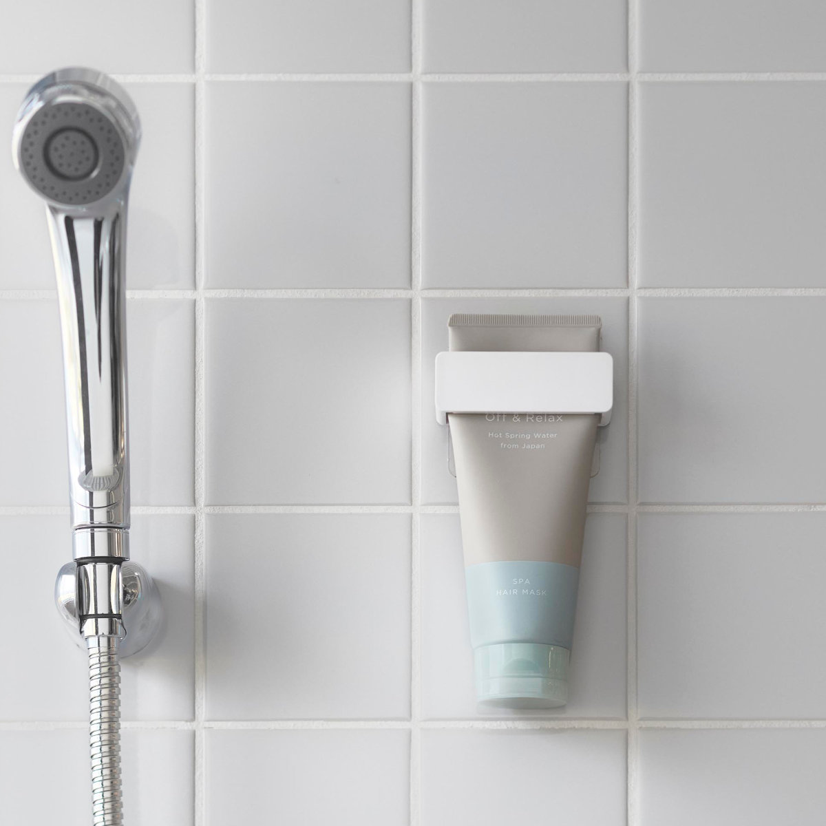 山崎実業 MIST フィルムフック歯磨き粉チューブホルダー ホワイト ミスト ( 4903208102780 ミストシリーズ 歯磨き粉チューブホルダー フィルムフック 歯磨き粉 チューブ ホルダー ハンドクリーム )