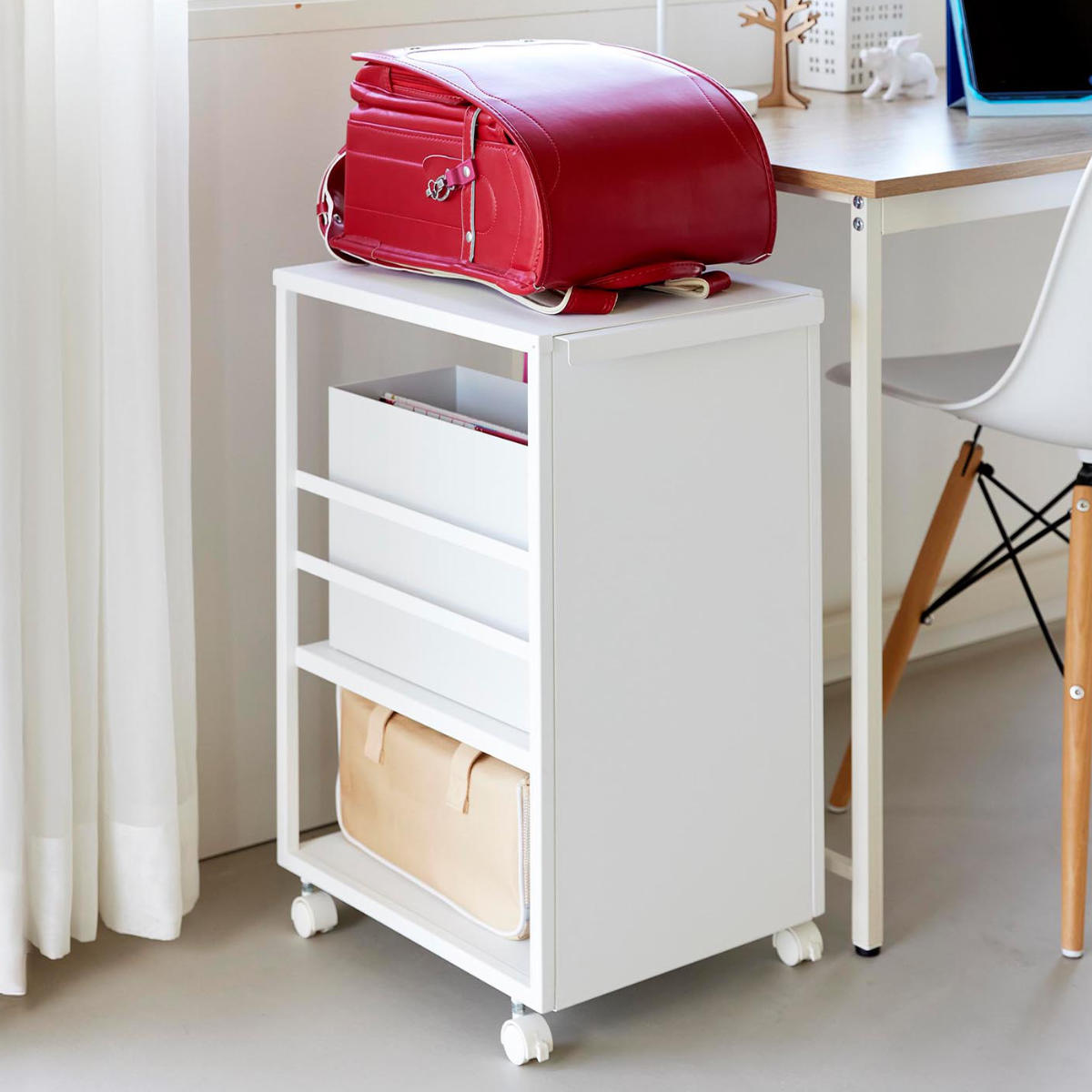 山崎実業 tower 目隠しワゴン タワー スリム 天板付き ( 4903208084703 タワーシリーズ 収納ワゴン ワゴン 目隠し ラック 収納 天板 コンパクト キャスター付き フック付き 隙間収納 ストッカー ストック ) 【ブラック】 ブラック