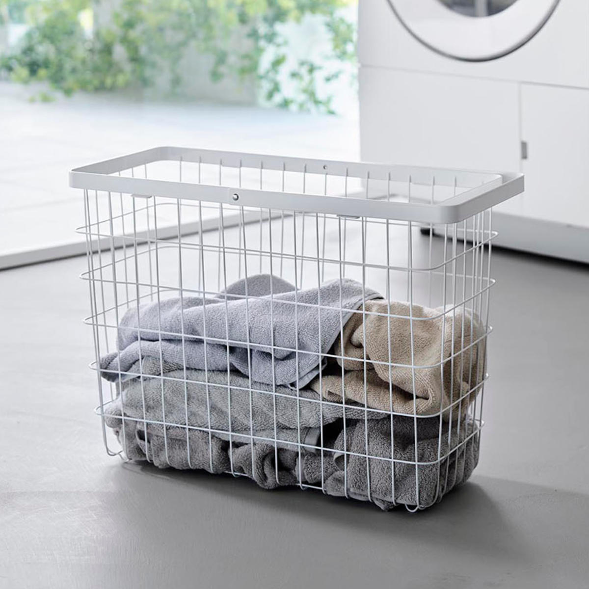 山崎実業 tower ランドリーワイヤーバスケット タワー スリム L ( 4903208100038 タワーシリーズ 洗濯かご 洗濯カゴ 洗濯物入れ ランドリー ワイヤー 脱衣かご 長方形 角型 スチール ワイヤーバスケット ) 【ブラック】 ブラック