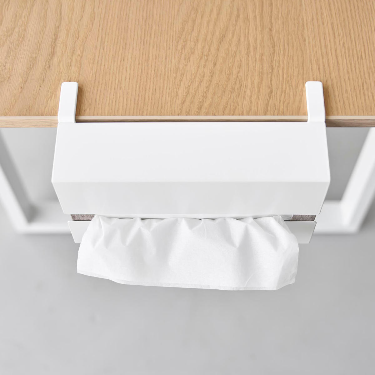 山崎実業 tower テーブル横ティッシュケース タワー ( 4903208103718 タワーシリーズ ティッシュケース ティッシュペーパー テーブル横 ティッシュ ケース テーブルサイド 交換しやすい ティッシュカバー ) 【ブラック】 ブラック