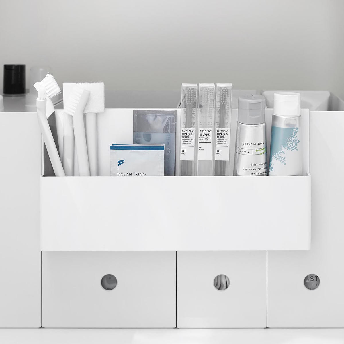 山崎実業 tower 引っ掛け収納ホルダー タワー ( 4903208103855 タワーシリーズ 収納ケース 引っ掛け 収納 浮かせる収納 浮かせて収納 収納ホルダー 小物入れ 小物収納 小物整理 ) 【ブラック】 ブラック